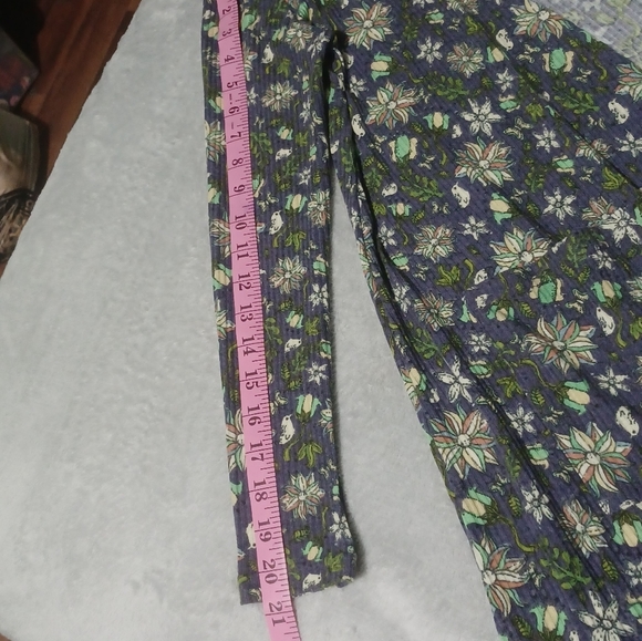 LuLaRoe Sarah Women's Cardigan Purple With Pockets Size XS (Floral Pattern) - Picture 10 of 10